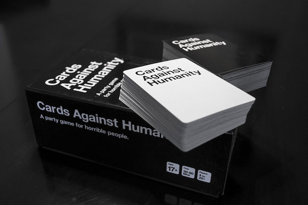 Cards Against Humanity il party game irriverente è disponibile gratis anche  in italiano